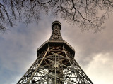 Petřínská rozhledna - malá Eiffelovka v centru Prahy
