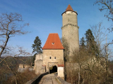 Hrad Zvíkov je skvost českého stavitelského umění
