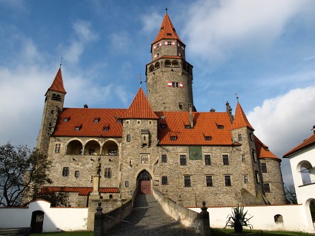 hrad Bouzov
